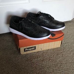 Propet Harper Lace up casual shoe